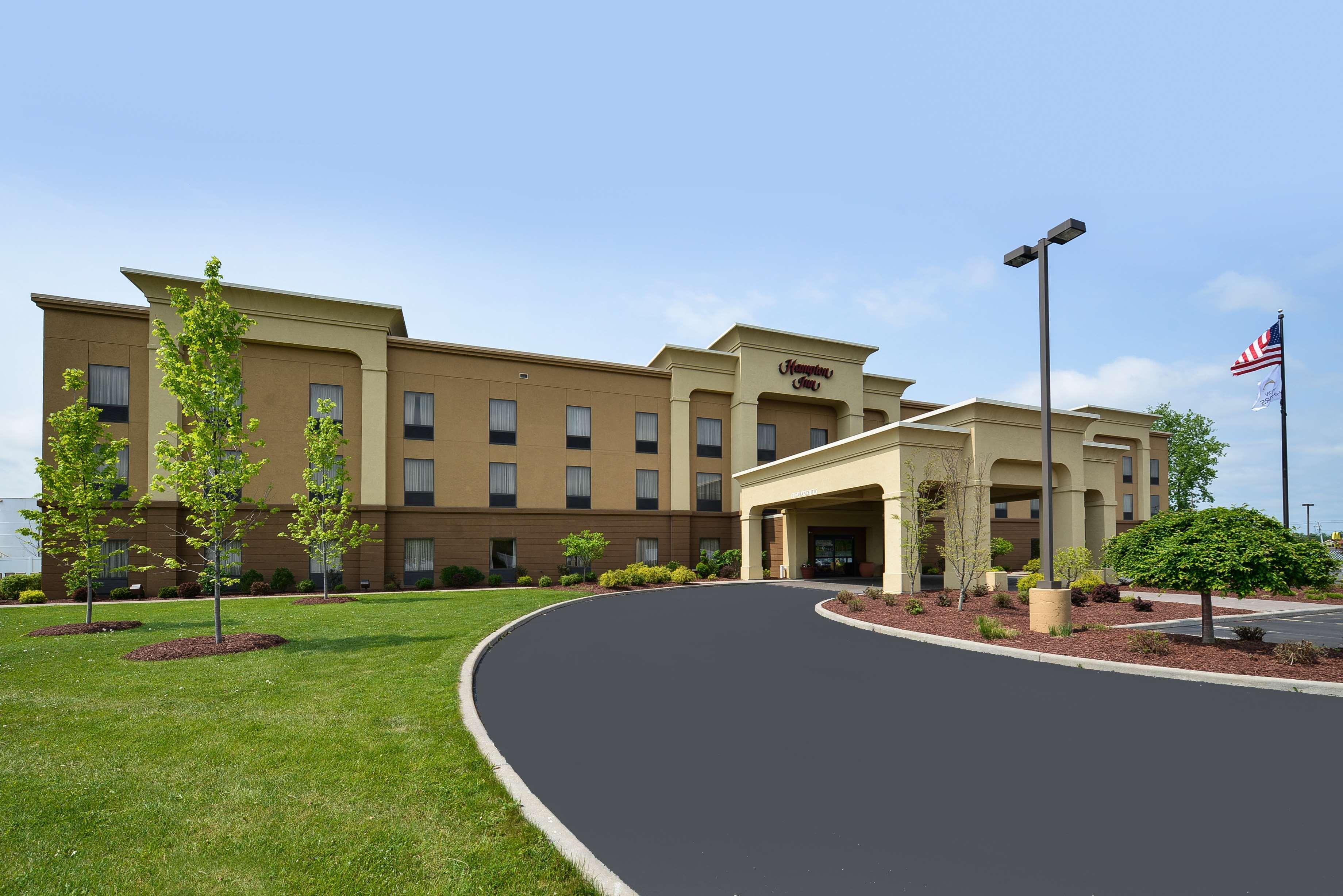 Hampton Inn Utica Extérieur photo